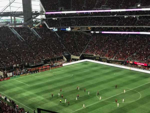 Mercedes-Benz Stadium, section: 334, row: 4, seat: 18