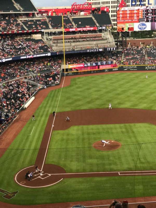 Truist Park, section: 322, row: 10, seat: 17