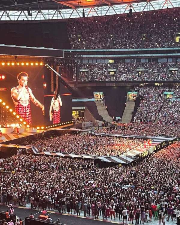 Wembley Stadium, section: 227, row: 9, seat: 6