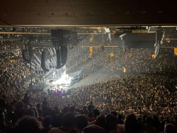 Madison Square Garden, section: 223, row: 11, seat: 11