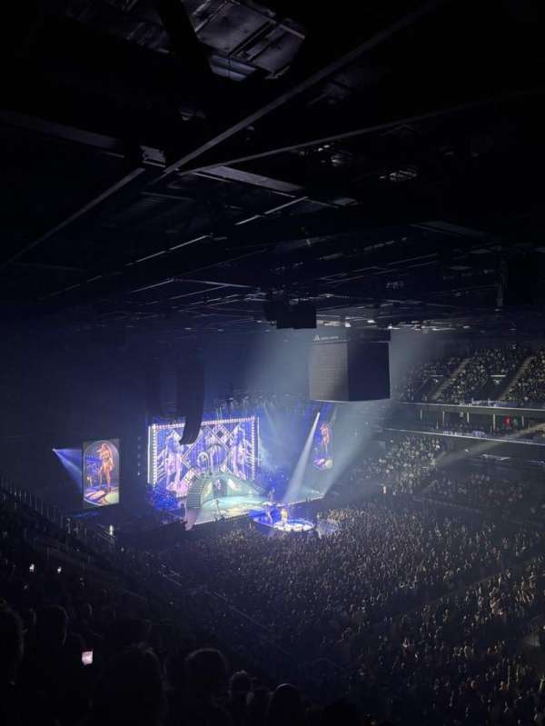 Adidas Arena, section: Balcon J, row: 92, seat: 14