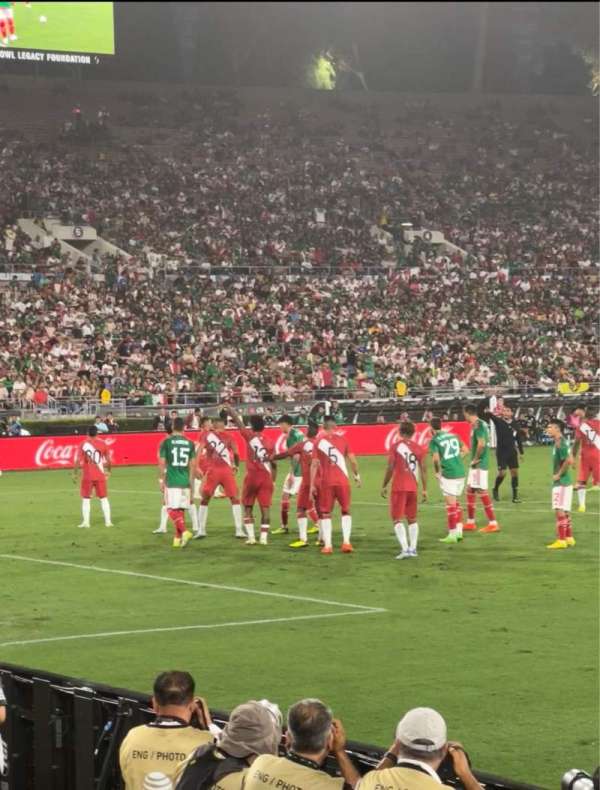 Rose Bowl, section: 14-H, row: C, seat: 112