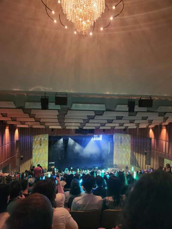 Fisher Theatre, section: Balcony LC, row: S, seat: 125