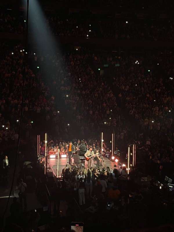 Centre Bell, section: 116, row: L, seat: 13