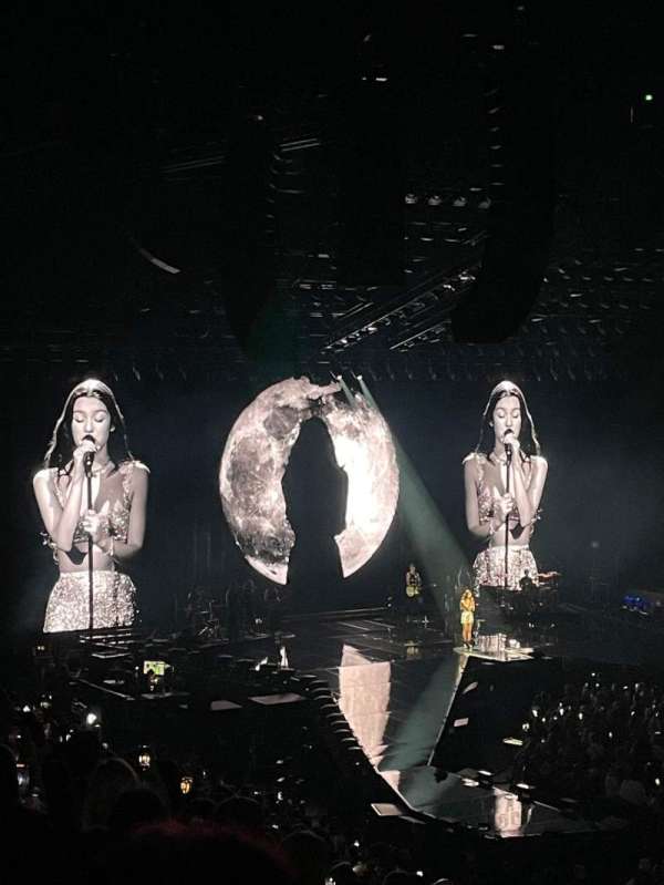 Centre Bell, section: 123, row: P, seat: 7
