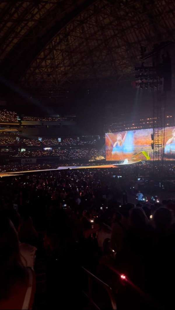 Rogers Centre, section: 116, row: 21, seat: 1