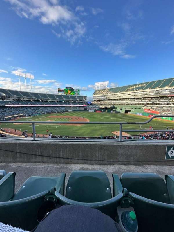 Oakland Coliseum, section: 210, row: 2, seat: 3