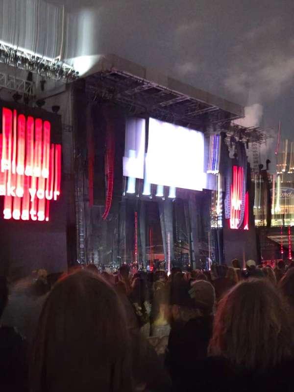 Fenway Park, section: B7, row: 3, seat: 27