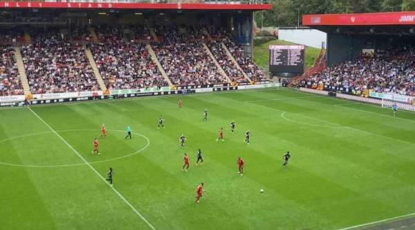 The Valley, section: WSL, row: E, seat: 135