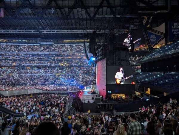 Lucas Oil Stadium, section: 208, row: 2, seat: 21