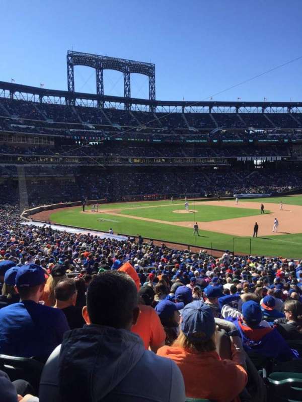 Citi Field, section: 110, row: 29, seat: 18
