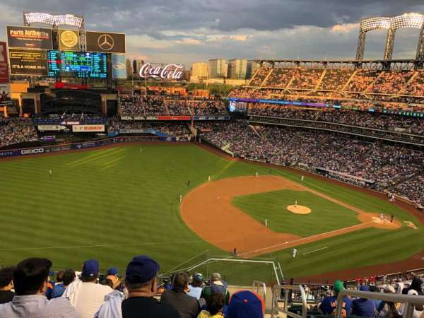 Citi Field, section: 525, row: 9, seat: 1