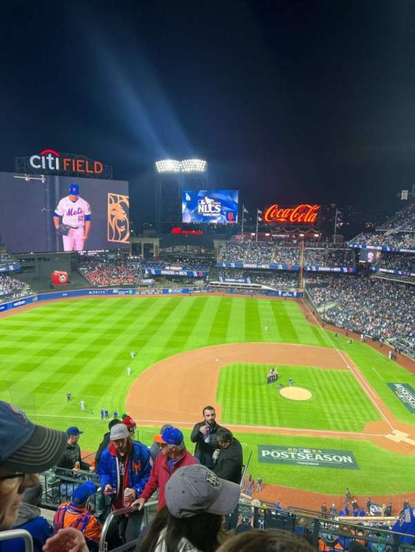 Citi Field, section: 520, row: 6, seat: 25