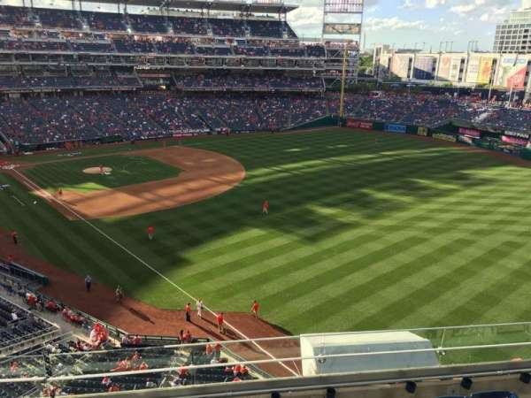 Nationals Park, section: 230, row: F, seat: 16