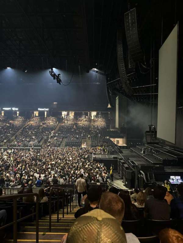 CFG Bank Arena, section: 101, row: S, seat: 7