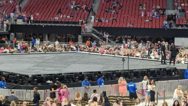 Mercedes-Benz Stadium, section: C109, row: 10, seat: 2