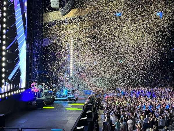 Allianz Stadium, Sydney, section: 17, row: U, seat: 7