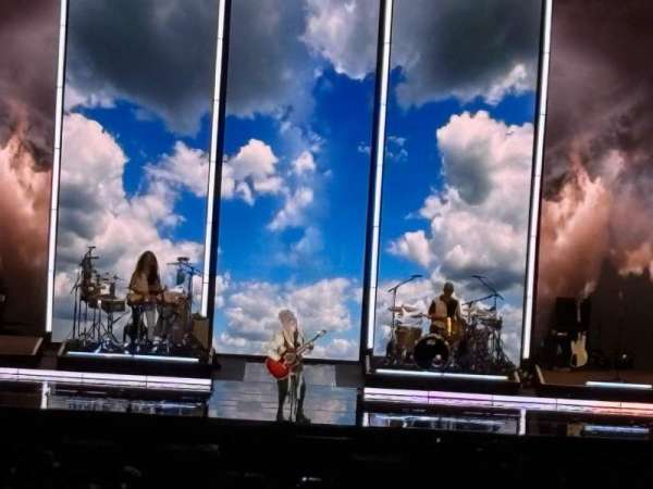 Qudos Bank Arena, section: 34, row: E, seat: 191