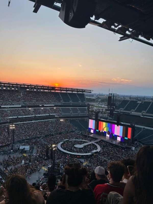 Lincoln Financial Field, section: 219, row: 30, seat: 14