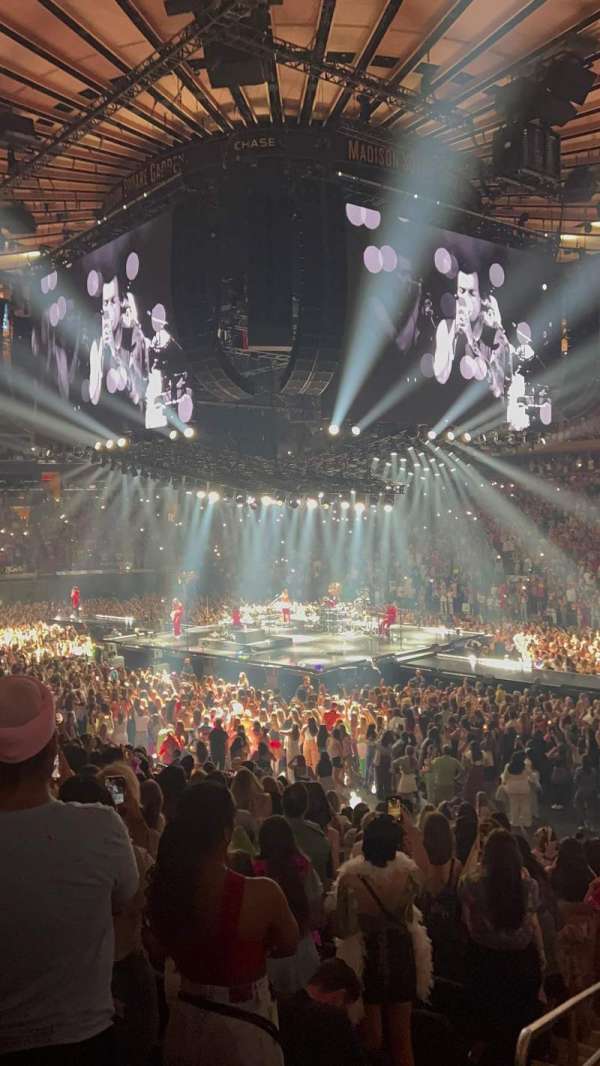 Madison Square Garden, section: 110, row: 15, seat: 1
