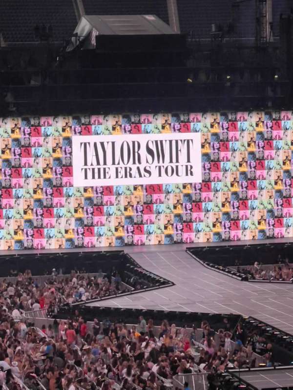 SoFi Stadium, section: 230, row: 5, seat: 8