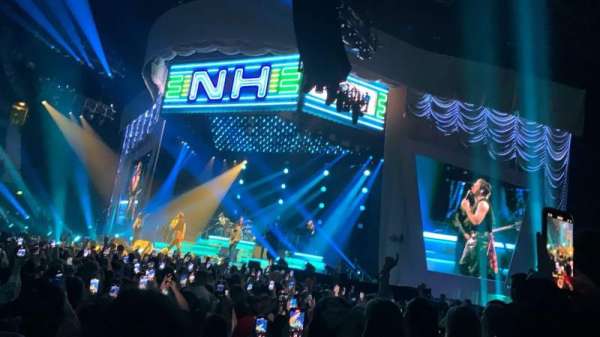 AO Arena, section: 115, row: B, seat: 3