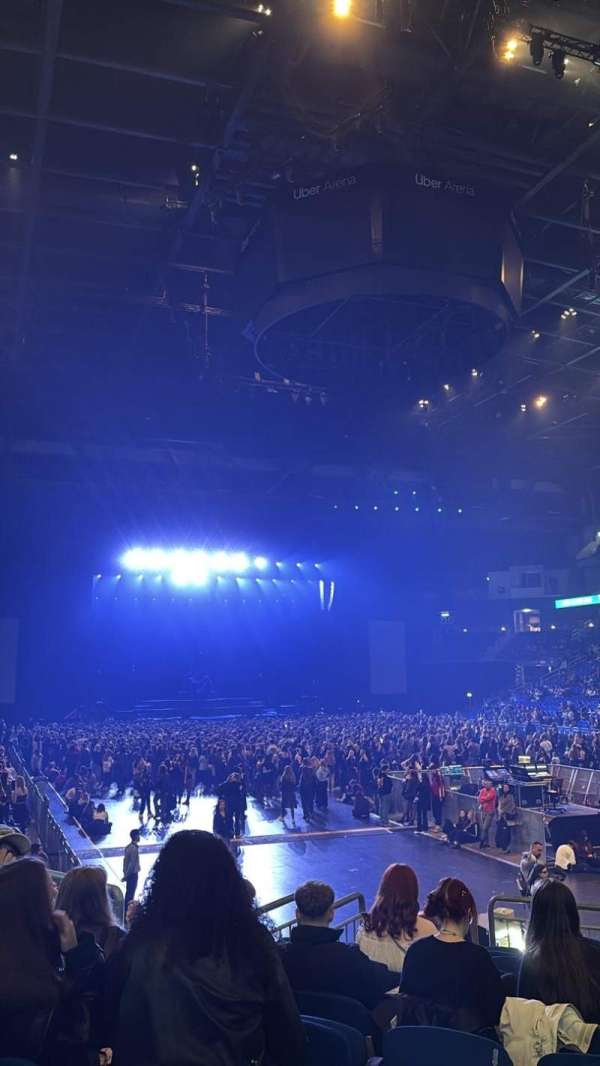 Uber Arena, section: 219, row: 9, seat: 10
