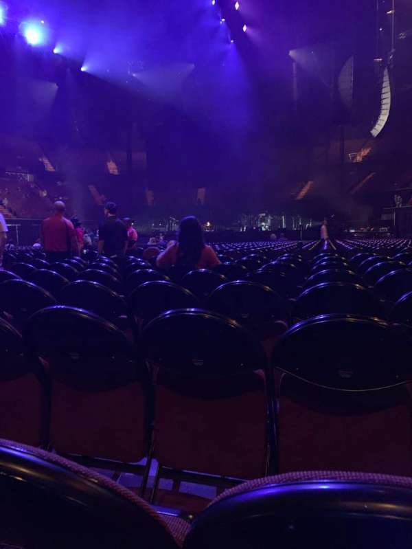 Kia Forum, section: J, row: 8, seat: 9