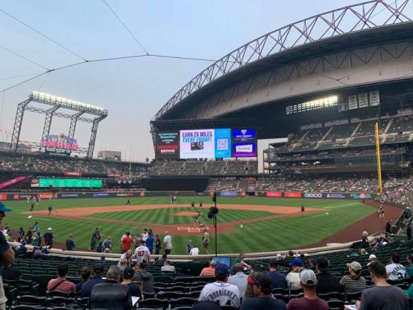 T-Mobile Park, section: 131, row: 17, seat: 4