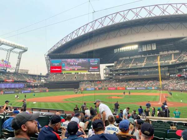 T-Mobile Park, section: 135, row: 15, seat: 1