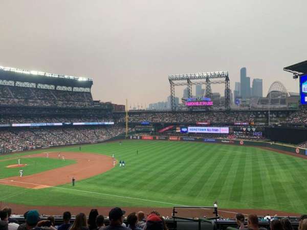T-Mobile Park, section: 216, row: 6, seat: 3