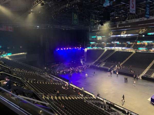 Climate Pledge Arena, section: 125, row: B, seat: 13