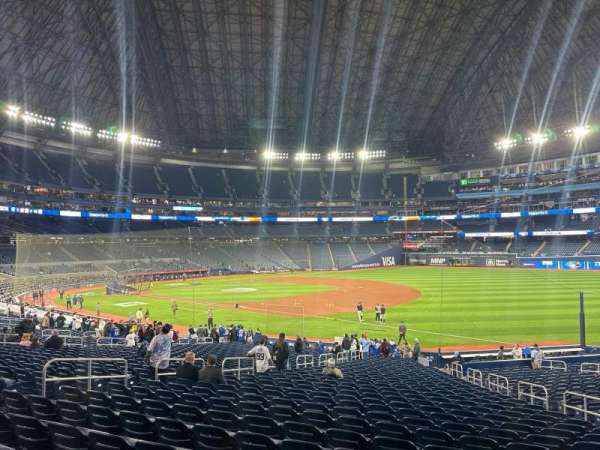 Rogers Centre, section: 113, row: 33, seat: 9