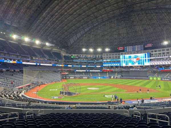 Rogers Centre, section: 121, row: 15, seat: 9
