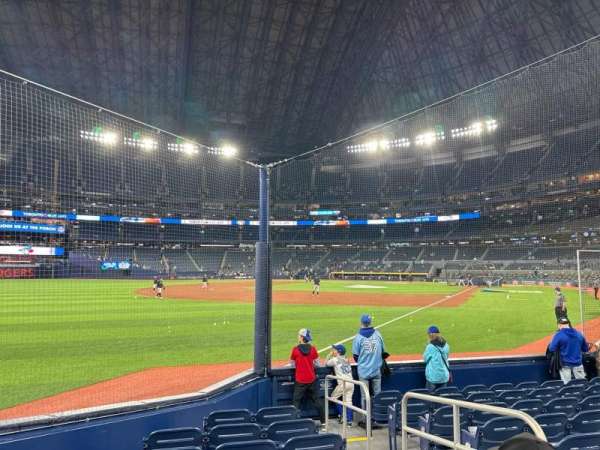 Rogers Centre, section: 138, row: 9, seat: 3