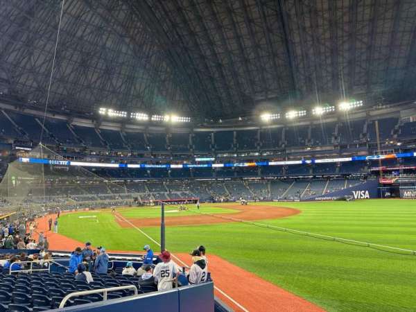 Rogers Centre, section: 109, row: 22, seat: 9