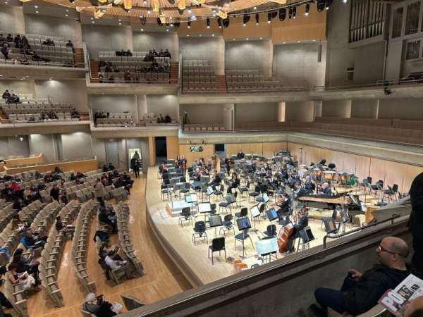 Roy Thomson Hall, section: R4, row: C, seat: 14