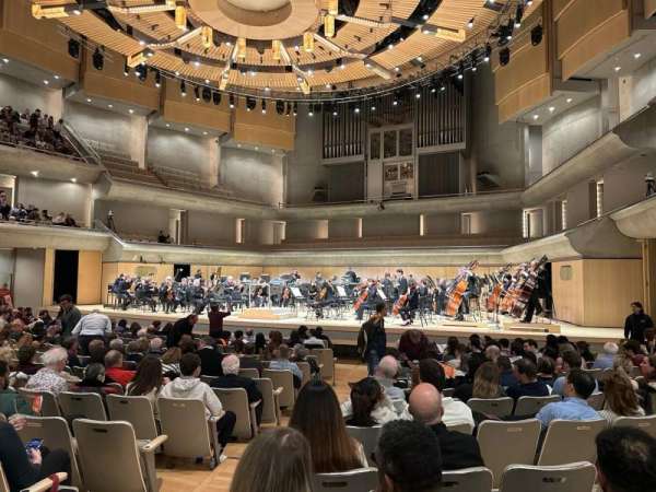 Roy Thomson Hall, section: R1, row: M, seat: 40