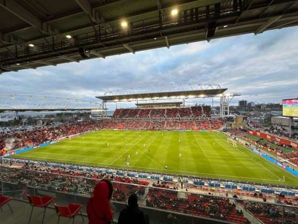 BMO Field, section: 206, row: 6, seat: 2