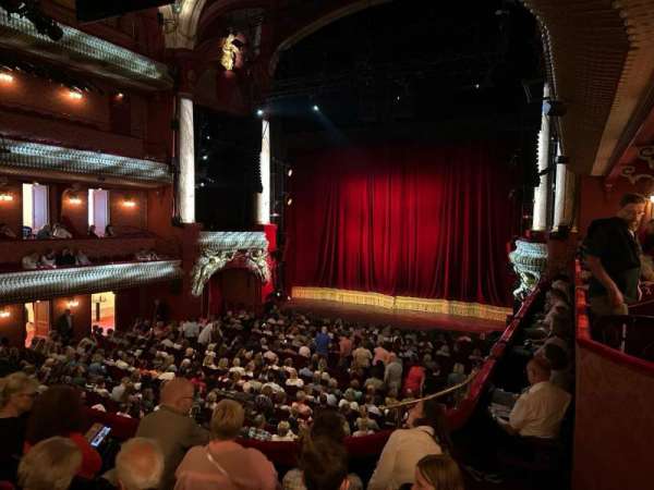 Theater des Westens, section: Hochparkett, row: 4, seat: R14
