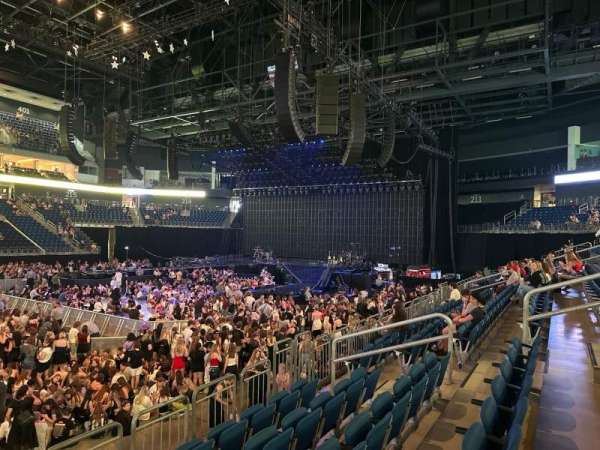 Uber Arena, section: 206, row: 11, seat: 8