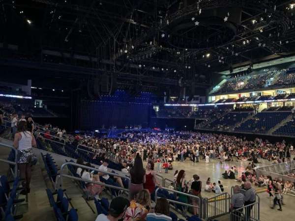 Uber Arena, section: 218, row: 14, seat: 9