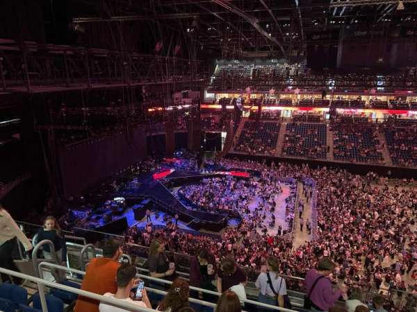 Uber Arena, section: 403, row: 8, seat: 10