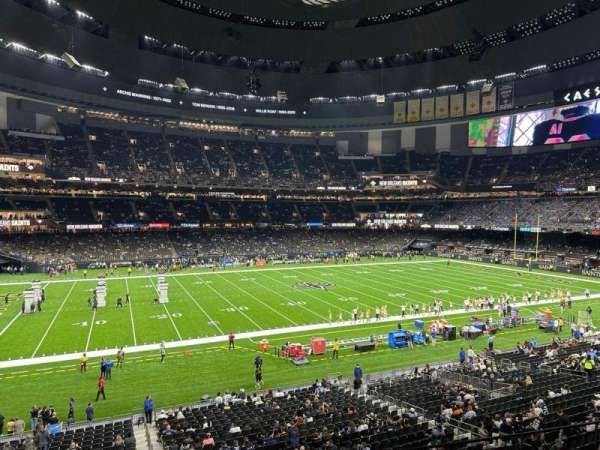 Caesars Superdome, section: 315, row: 7, seat: 11