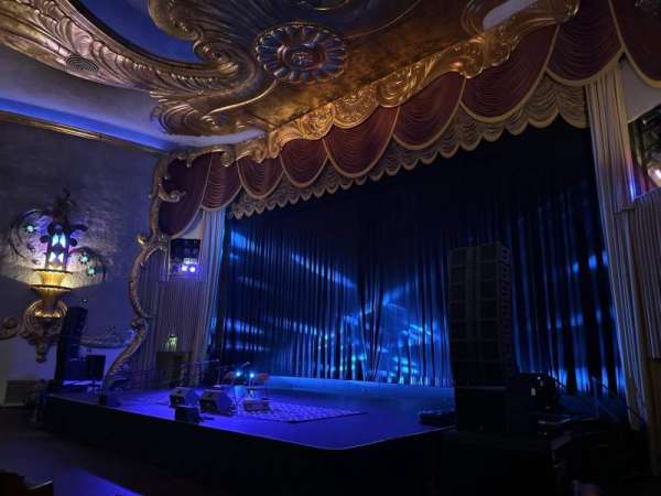 Crest Theatre, section: Lower level right, row: G, seat: 22