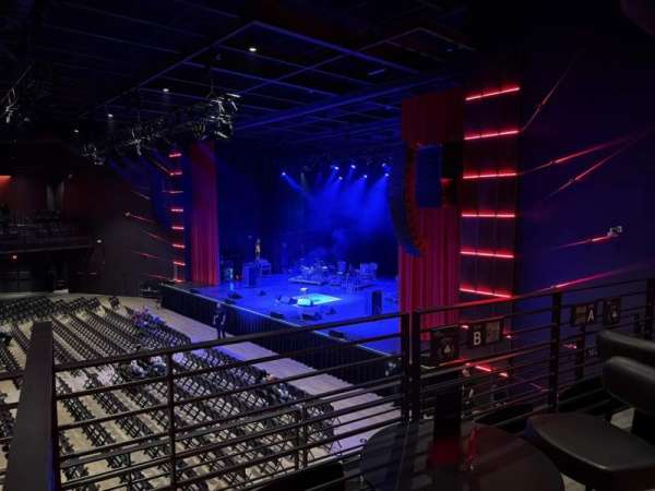 Vibrant Music Hall, section: Box, row: B