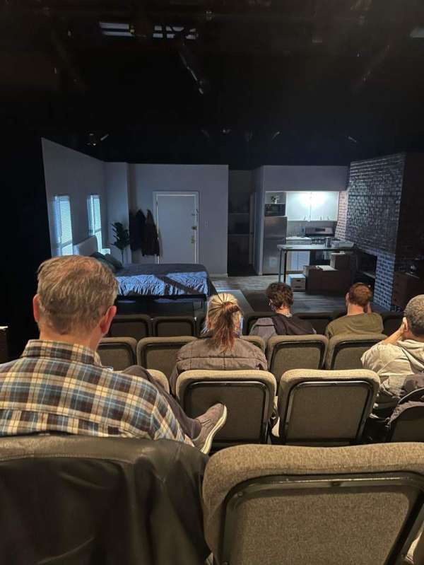 Theatre 154, row: D, seat: 2