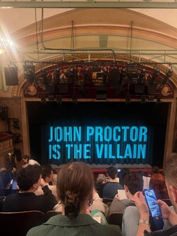 Booth Theatre, section: Mezzanine C, row: G, seat: 105