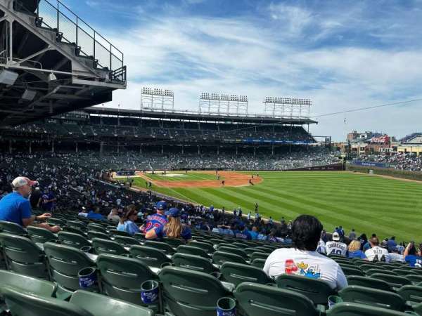Wrigley Field, section: 232, row: 25, seat: 25