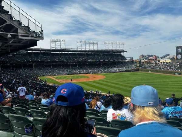 Wrigley Field, section: 232, row: 25, seat: 25